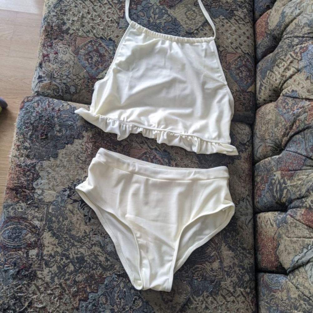 Bathing suit
